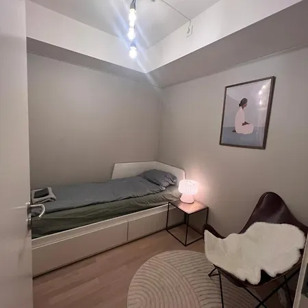 منزل للإقامة Cozy Private Centrally In جيسهايم