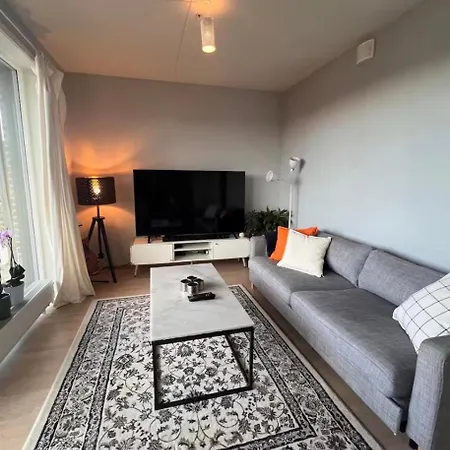 Cozy Private Centrally In * Jessheim
