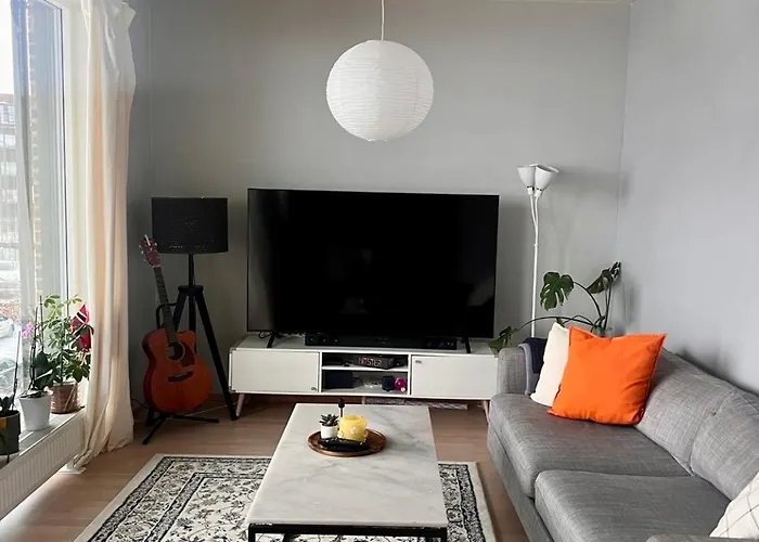 Cozy Private Centrally In Jessheim